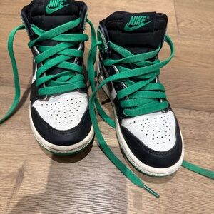 Nike Kids Black and Green High-Top Sneakers
